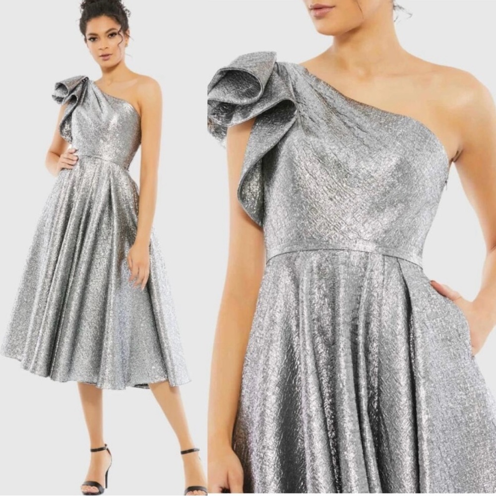 Mac Duggal #67906  NWT Silver Metallic Ruffled One Shoulder Midi Length
